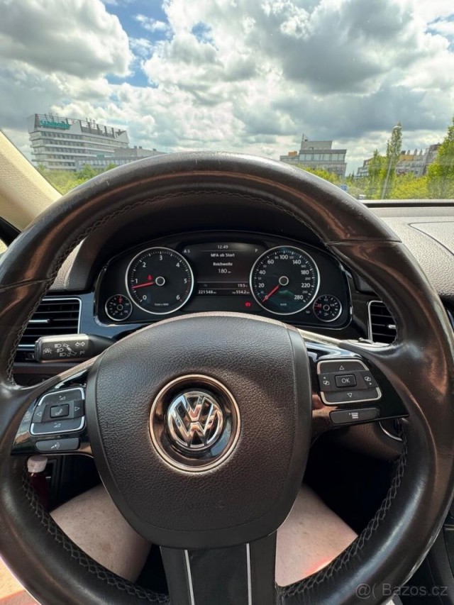 Volkswagen Touareg 3,0   180kw