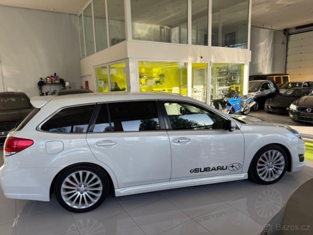 Subaru Legacy 2,5   T, GT 195 KW