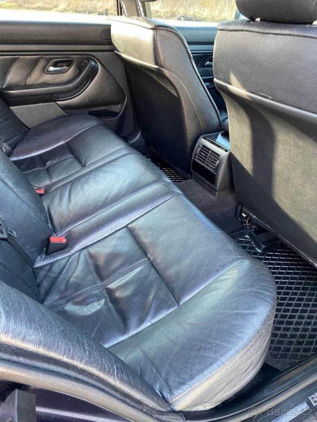 BMW Řada 5 2,8   528i, před FL, MANUÁL