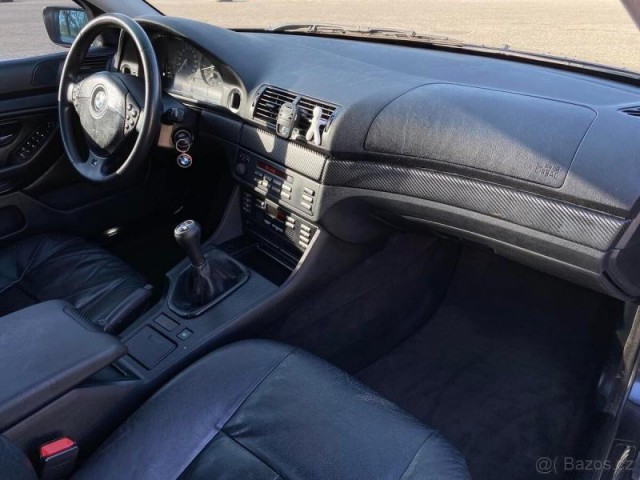 BMW Řada 5 2,8   528i, před FL, MANUÁL