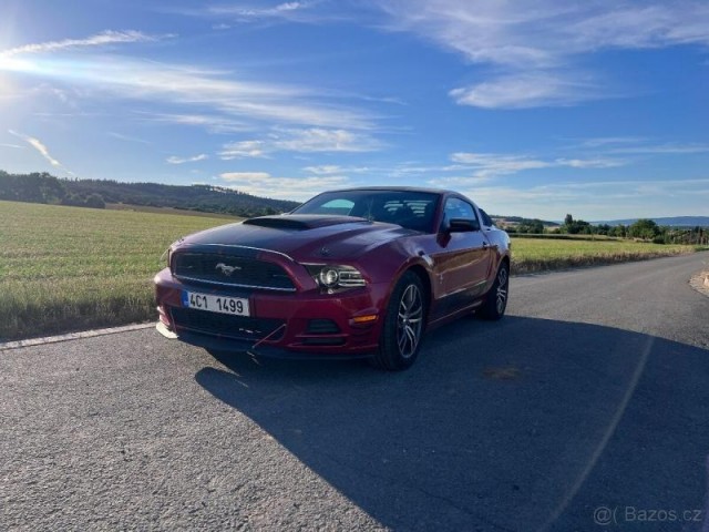 Ford Mustang 3,7   V6, 227 kW, Automat, Rou