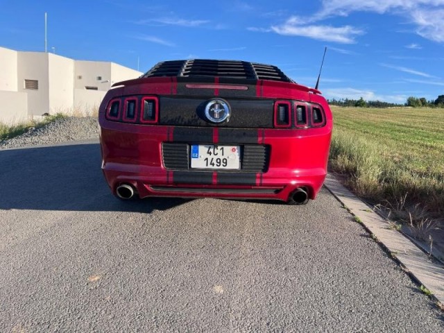 Ford Mustang 3,7   V6, 227 kW, Automat, Rou