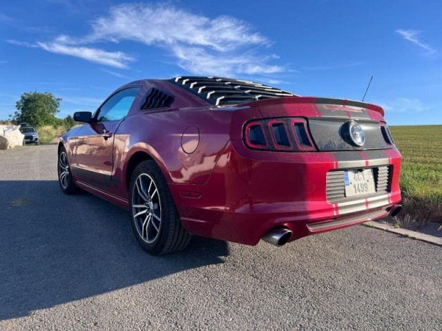 Ford Mustang 3,7   V6, 227 kW, Automat, Rou