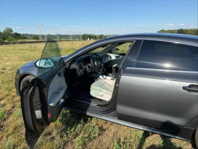 Audi A7 3,0   Tdi quattro s tronic s l