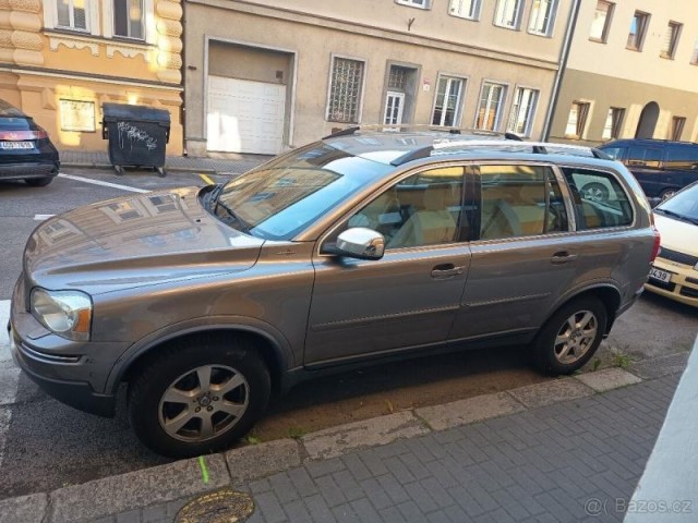 Volvo XC90 3,2   l AWD exucutive LPG