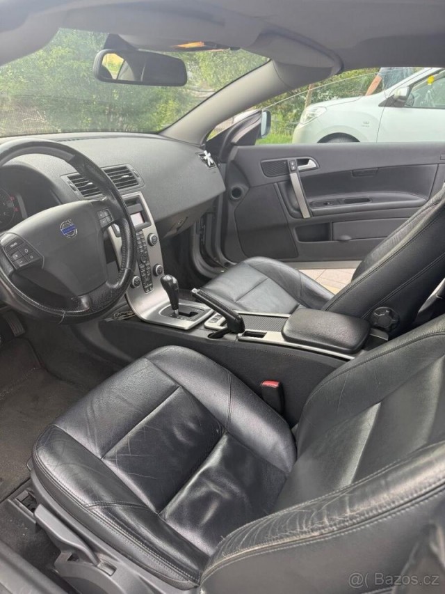 Volvo C70 2,4