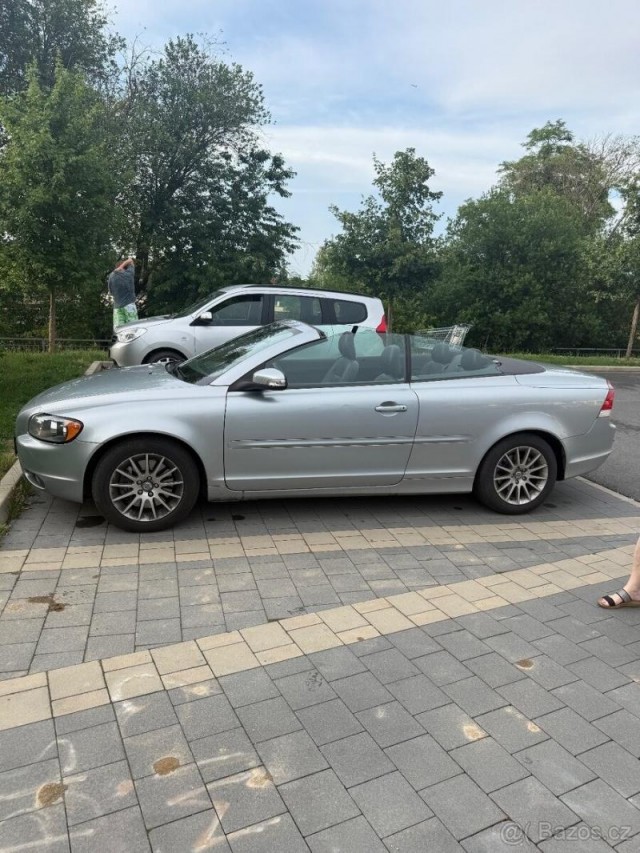 Volvo C70 2,4