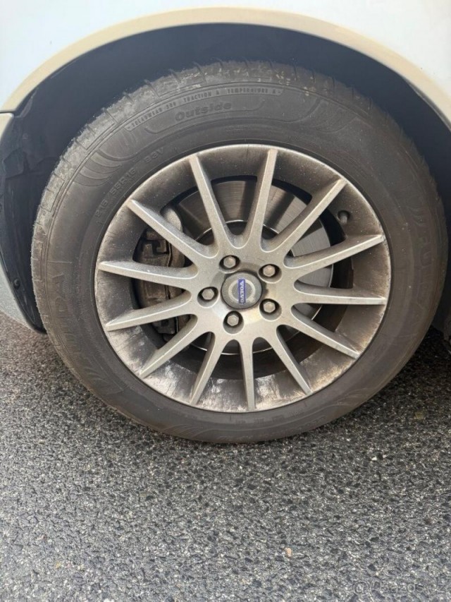 Volvo C70 2,4