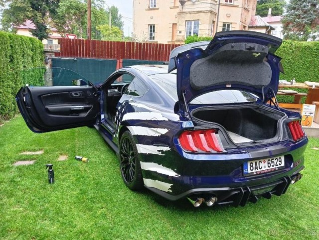 Ford Mustang 5,0   VI.Facelift-coupe GT