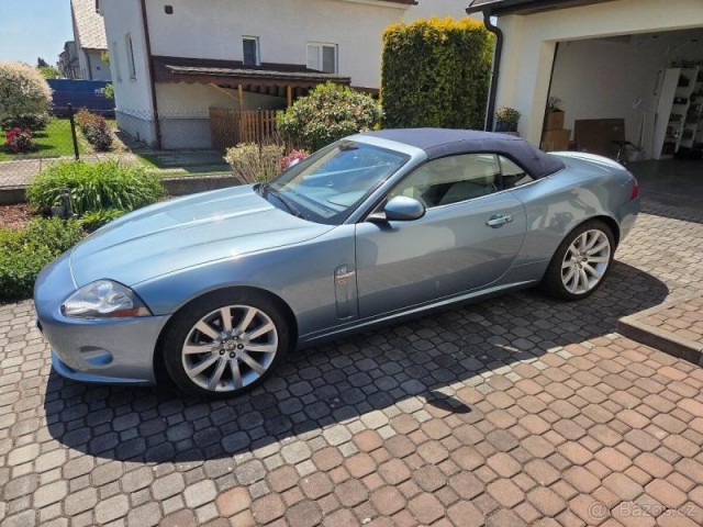 Jaguar XK8 4,2   XK8, convertible