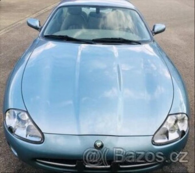 Jaguar XK8 4,2   XK8, convertible
