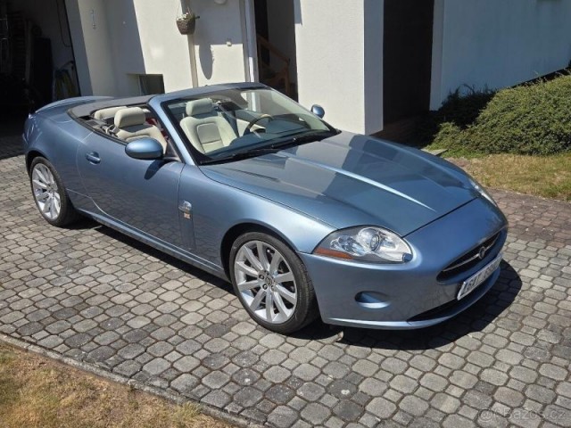Jaguar XK8 4,2   XK8, convertible