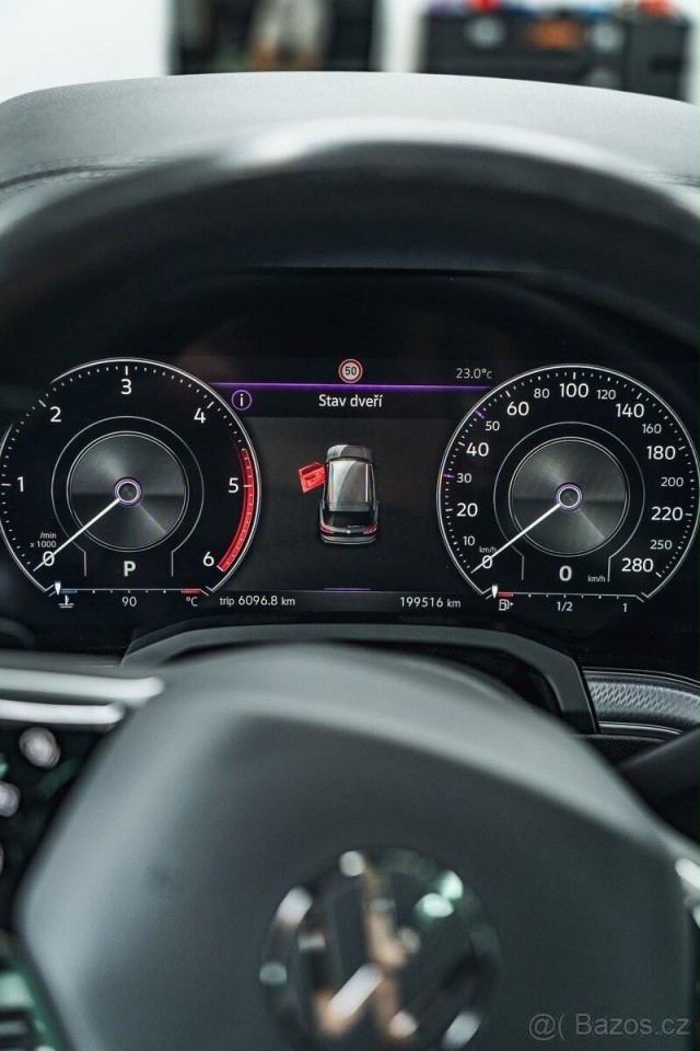 Volkswagen Touareg 3,0   TDi R Line BLACK STYLE M