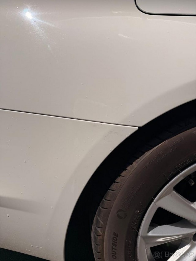 BMW Řada 5 3,0   D • Head-Up Display