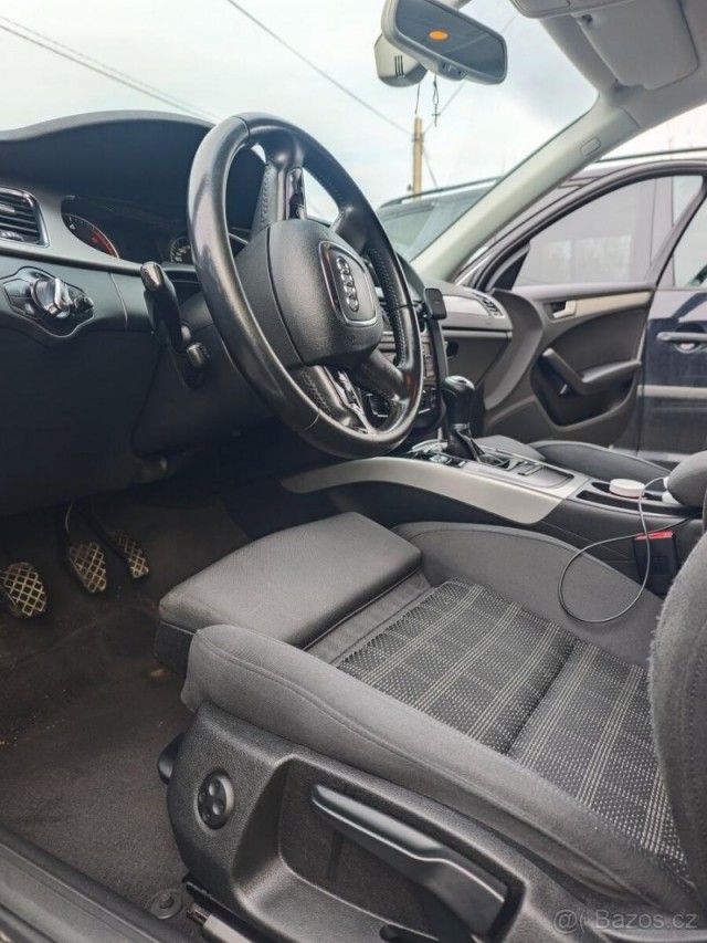 Audi A4 2,0   tdi 2012