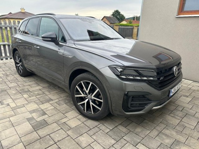 Volkswagen Touareg 3,0   R-line V6 TDI BMT 8TT
