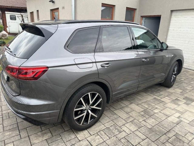 Volkswagen Touareg 3,0   R-line V6 TDI BMT 8TT