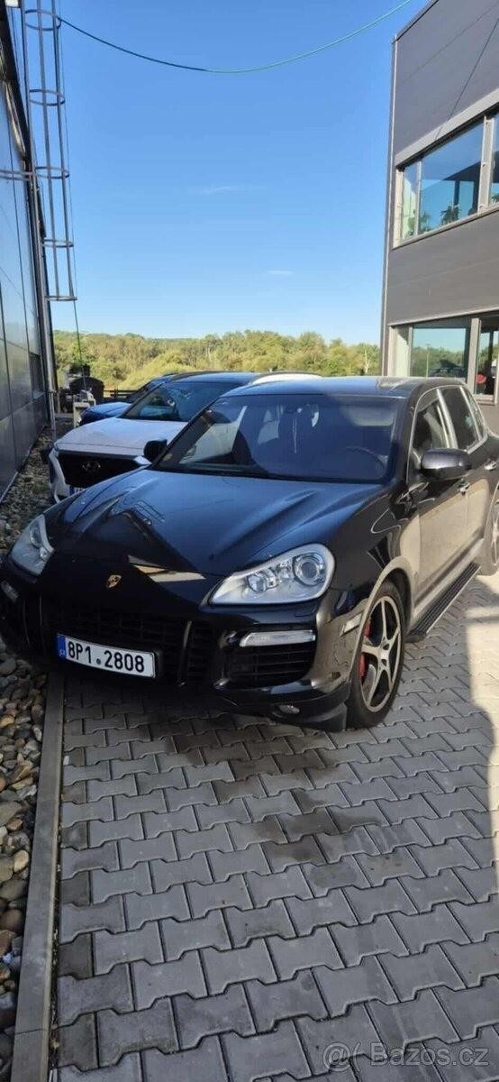 Porsche Cayenne 4,8   výměna za zajímavou Amer