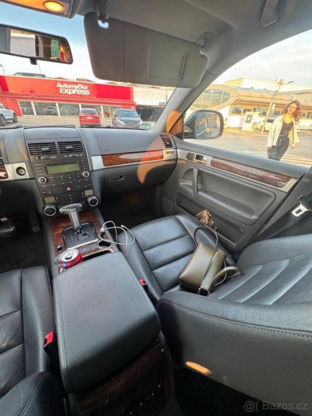 Volkswagen Touareg 3,0   tdi