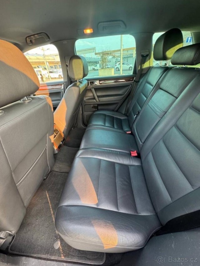 Volkswagen Touareg 3,0   tdi