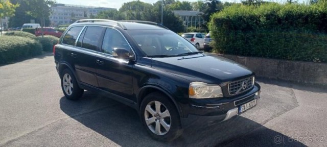 Volvo XC90 2,4   7 míst 4x4 D5 147kW