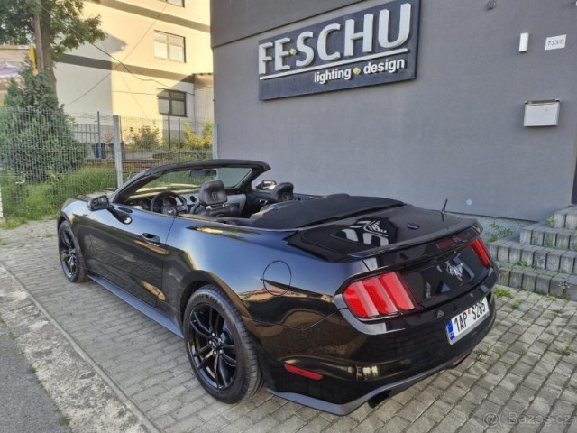 Ford Mustang 2,3   EcoBoost 317 PS výbava p
