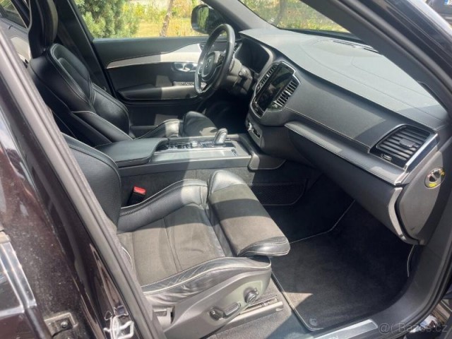 Volvo XC90 B5(D) AWD Drive-E R-DESING