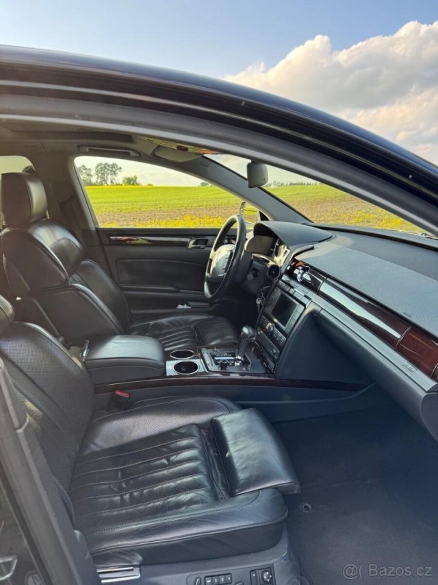 Volkswagen Phaeton 3,0   TDI 4Motion