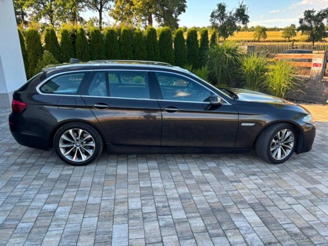 BMW Řada 5 2,0   XDRIVE 135kW AUT Modern 