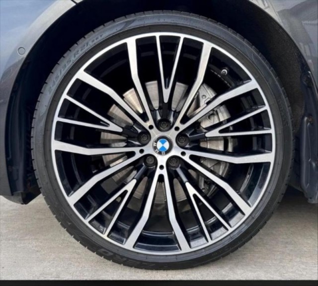 BMW Řada 7 740d xDrive