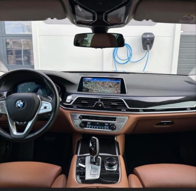 BMW Řada 7 740d xDrive