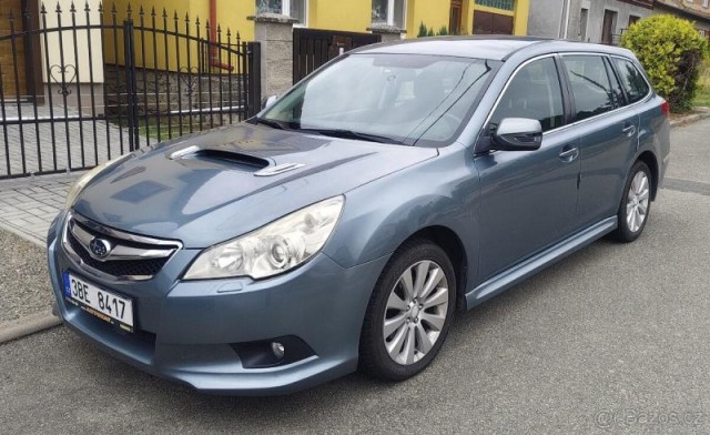 Subaru Legacy 2,0   2012 - 4x4 - D