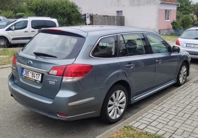 Subaru Legacy 2,0   2012 - 4x4 - D