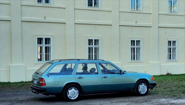 Mercedes-Benz Třídy S 2,0   S124 200TE