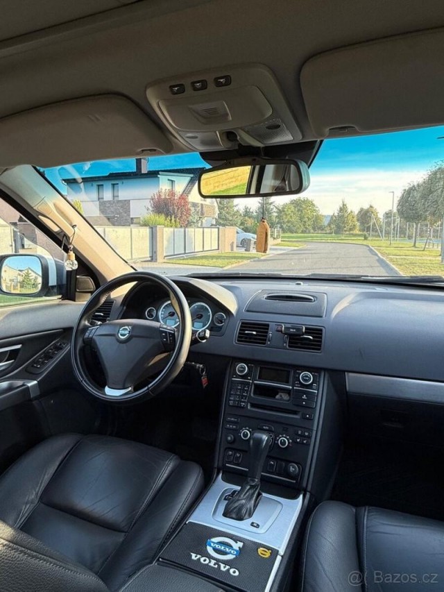 Volvo XC90 2,4