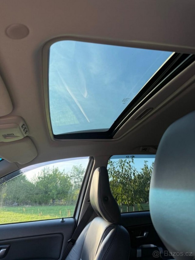 Volvo XC90 2,4