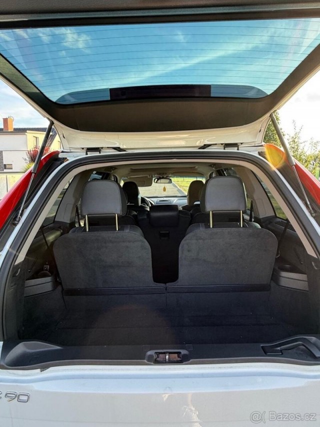 Volvo XC90 2,4