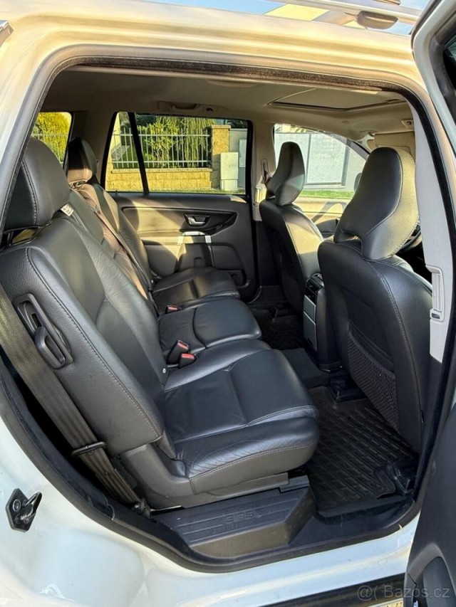 Volvo XC90 2,4