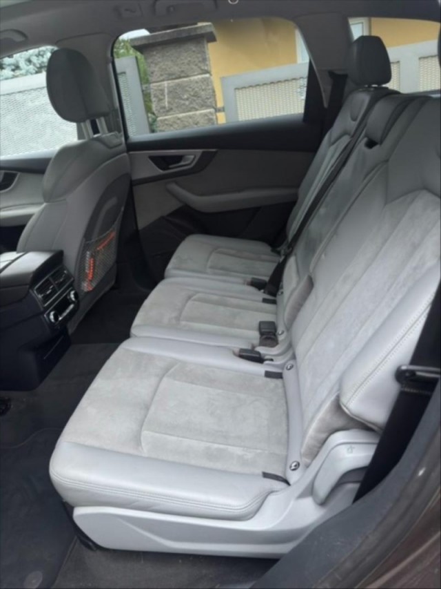 Audi Q7 3,0   S-line , TFSI 4x4 , 5/20