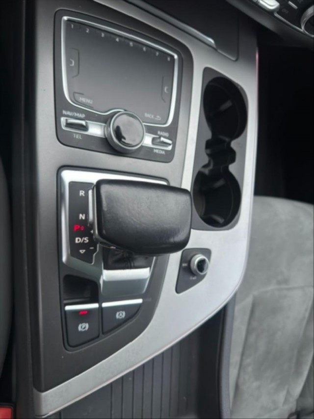Audi Q7 3,0   S-line , TFSI 4x4 , 5/20