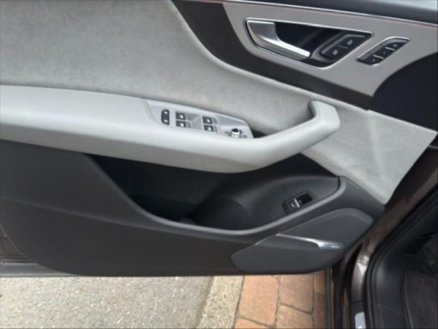 Audi Q7 3,0   S-line , TFSI 4x4 , 5/20