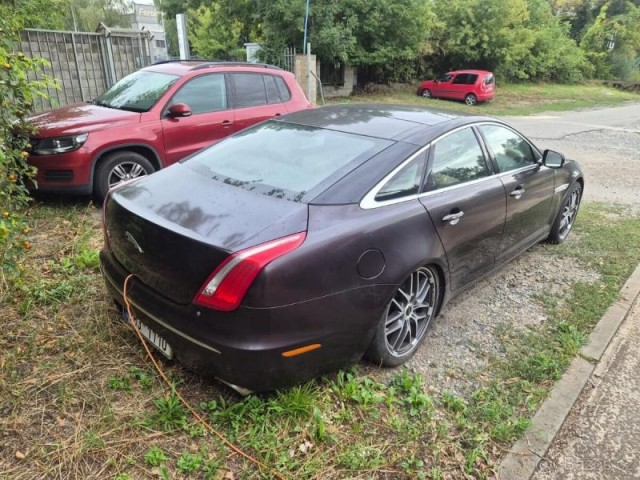 Jaguar XJ 3,0   X351 6V