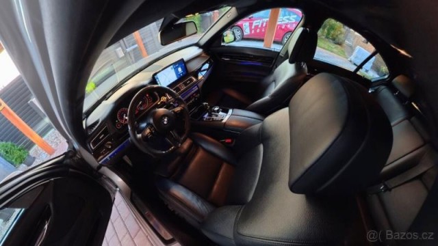 BMW Řada 7 4,4   V8 TwinPower Turbo – 450