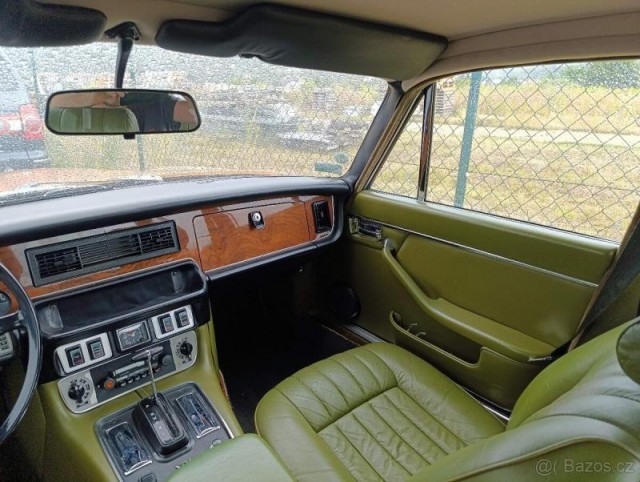 Jaguar XJ 5,3   12