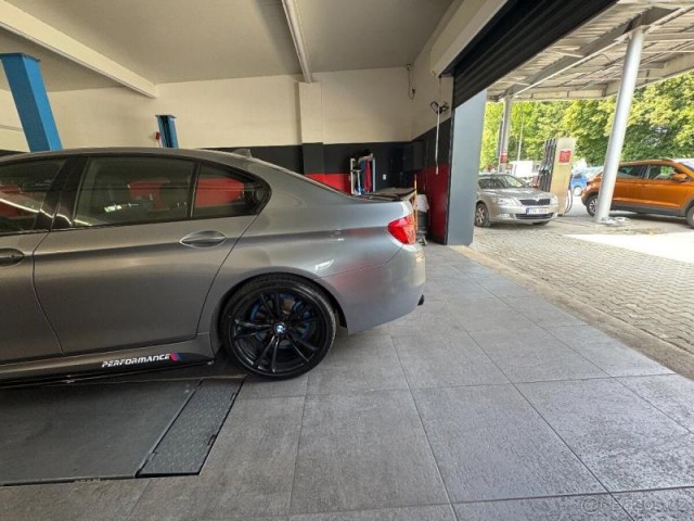 BMW Řada 5 2,0   F10 520D