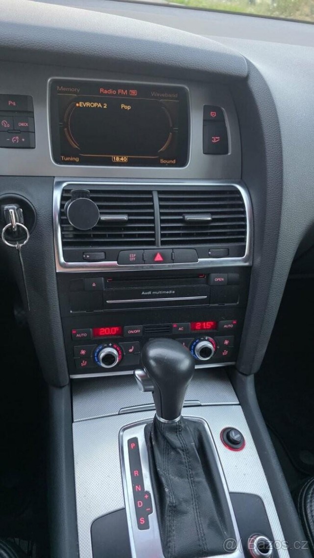 Audi Q7 3,0   TDI 176kW Quattro - 2010