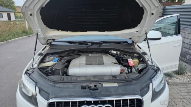 Audi Q7 3,0   TDI 176kW Quattro - 2010