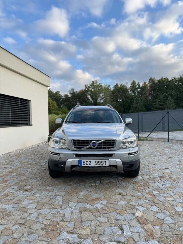 Volvo XC90 2,4   D5 AWD Summum, automat, 