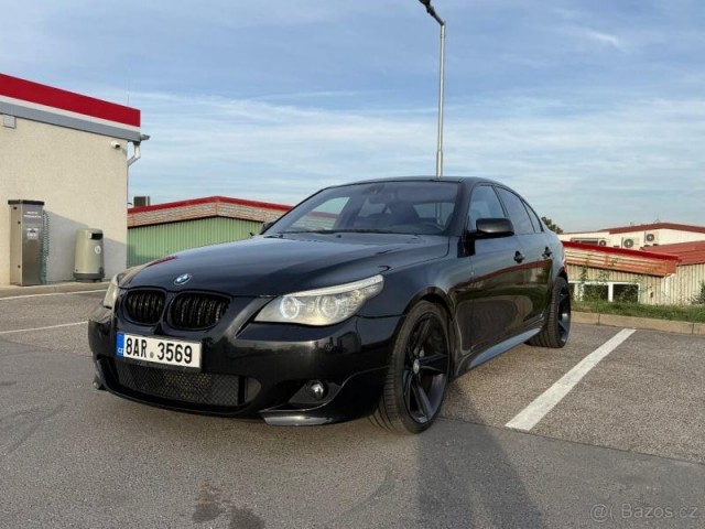BMW Řada 5 3,0   535d E60 lci black sapph