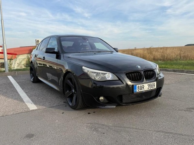 BMW Řada 5 3,0   535d E60 lci black sapph
